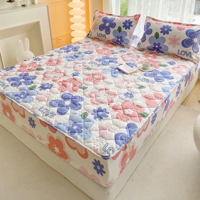 91家纺网 家纺一手货源 找家纺 米柳 2024新款亲肤夹棉印花床笠 花蕾