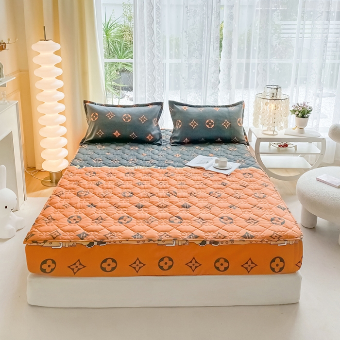 91家纺网 家纺一手货源 找家纺 米柳 2024新款亲肤夹棉印花床笠 凯瑞拉