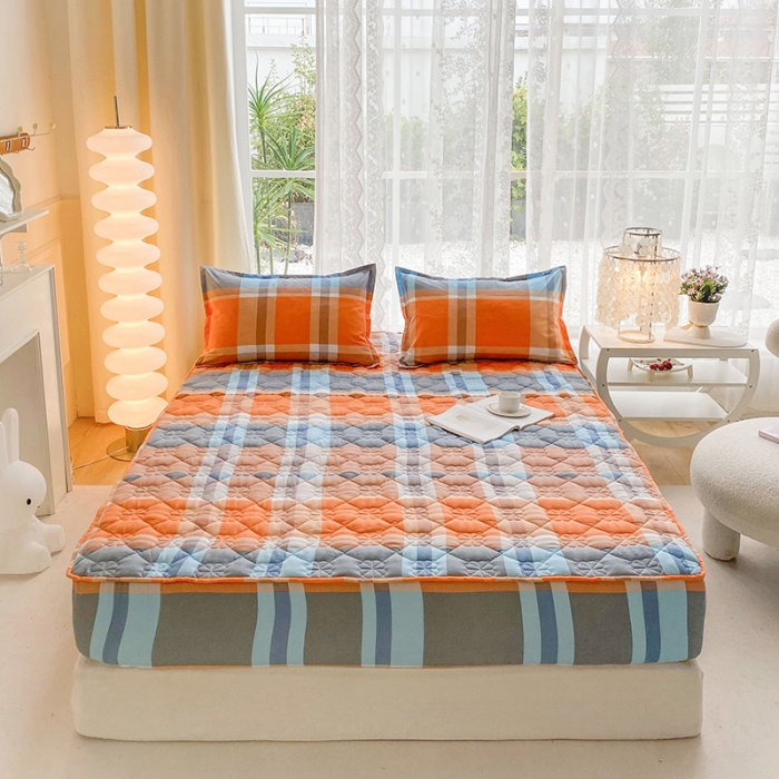 91家纺网 家纺一手货源 找家纺 米柳 2024新款亲肤夹棉印花床笠 兰橘大格