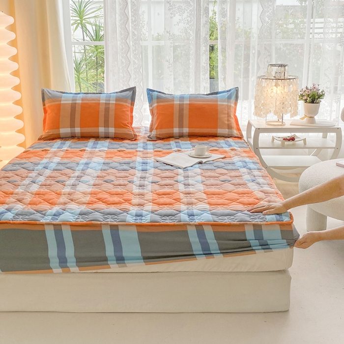 91家纺网 家纺一手货源 找家纺 米柳 2024新款亲肤夹棉印花床笠 兰橘大格