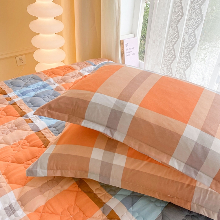 91家纺网 家纺一手货源 找家纺 米柳 2024新款亲肤夹棉印花床笠 兰橘大格