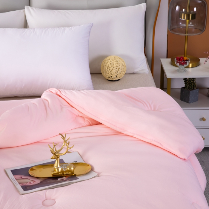 91家纺网 家纺一手货源 找家纺 天瑜家纺新款A类牛奶丝针织棉暖糯冬被春秋被被芯被子 粉色