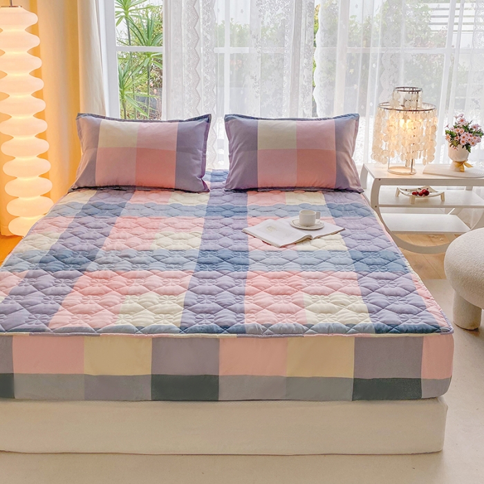 91家纺网 家纺一手货源 找家纺 米柳 2024新款亲肤夹棉印花床笠 嫣红品格