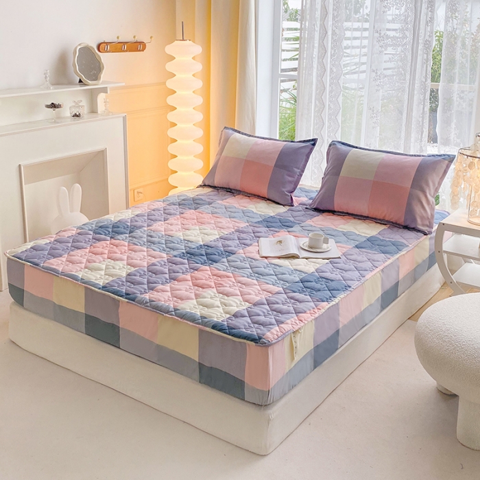 91家纺网 家纺一手货源 找家纺 米柳 2024新款亲肤夹棉印花床笠 嫣红品格