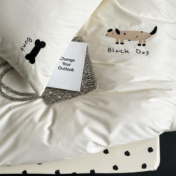 91家纺网 家纺一手货源 找家纺 总赫帛 2023新款50s缎纹数码印花长绒棉四件套-斑点狗狗（有刺绣）