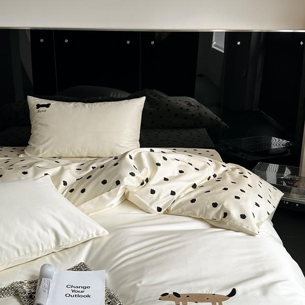 91家纺网 家纺一手货源 找家纺 总赫帛 2023新款50s缎纹数码印花长绒棉四件套-斑点狗狗（有刺绣）