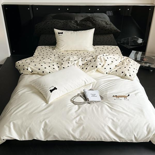 91家纺网 家纺一手货源 找家纺 总赫帛 2023新款50s缎纹数码印花长绒棉四件套-斑点狗狗（有刺绣）