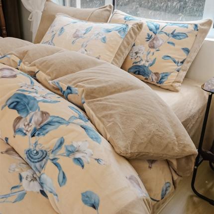 91家纺网 家纺一手货源 找家纺 塔塔家居 2025新款拼边牛奶绒印花四件套 青黛