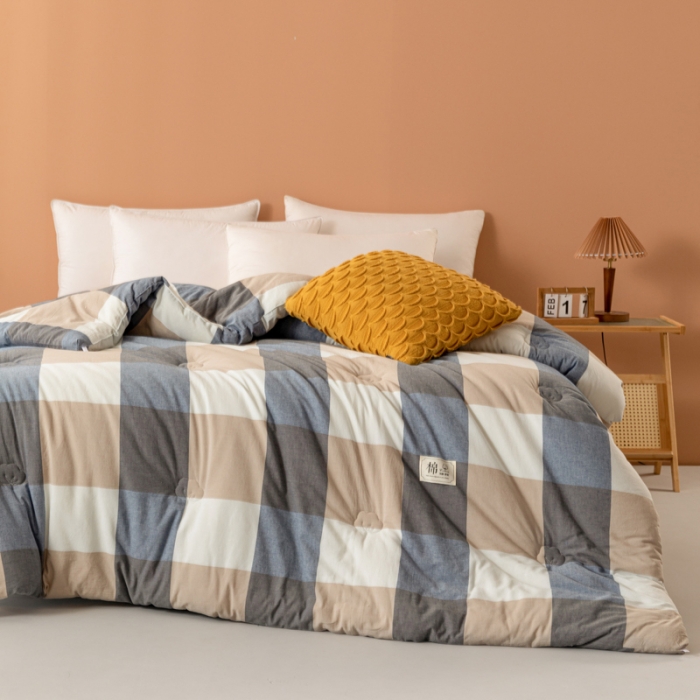 91家纺网 家纺一手货源 找家纺 梦镜2023新款A类无印风亲肤棉花被 蓝大格