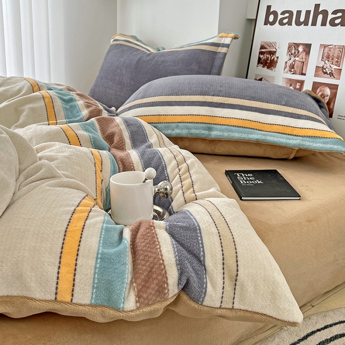 91家纺网 家纺一手货源 找家纺 乐童2024新款吊边款牛奶绒四件套 莫兰迪