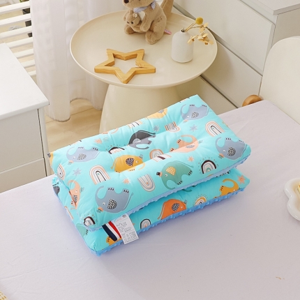 91家纺网 家纺一手货源 找家纺 冬巢 2023新款A类全棉豆豆绒儿童枕头芯纯棉豆豆枕 数字玩偶