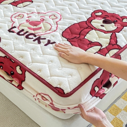 91家纺网 家纺一手货源 找家纺 卡伦家纺  2025新款A类牛奶绒大豆纤维抗菌夹棉床笠25色（总）