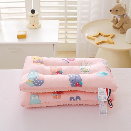 91家纺网 家纺一手货源 找家纺 冬巢 2023新款A类全棉豆豆绒儿童枕头芯纯棉豆豆枕 动物乐园