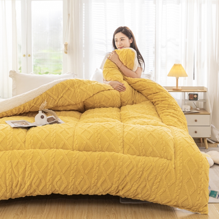 91家纺网 家纺一手货源 找家纺 钰博 2023新款塔芙绒冬被直播爆款绒被子被芯 柠檬黄