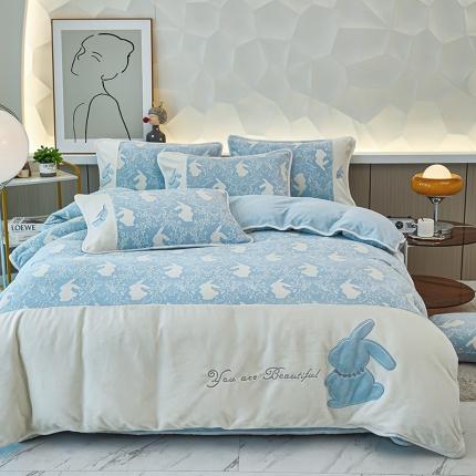 91家纺网 家纺一手货源 找家纺 （总）凤杰 2023新款贴布刺绣牛奶绒四件套 吉祥兔系列