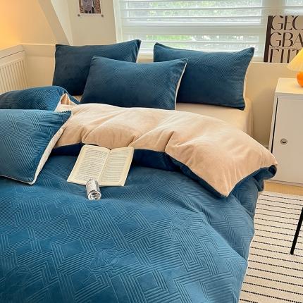 91家纺网 家纺一手货源 找家纺 民新家纺2024新款A类雕花牛奶绒四件套床单款玫瑰物语-宝石蓝