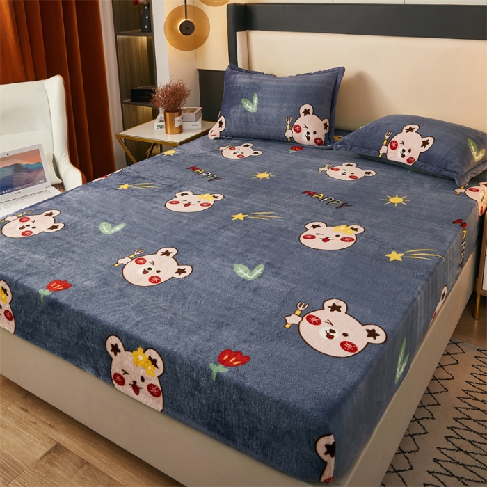 91家纺网 家纺一手货源 找家纺 牛奶绒加厚床笠法兰绒床罩套珊瑚绒床垫保护套防滑固定全包床单呆萌熊