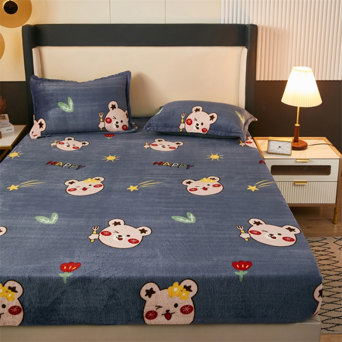 91家纺网 家纺一手货源 找家纺 牛奶绒加厚床笠法兰绒床罩套珊瑚绒床垫保护套防滑固定全包床单呆萌熊