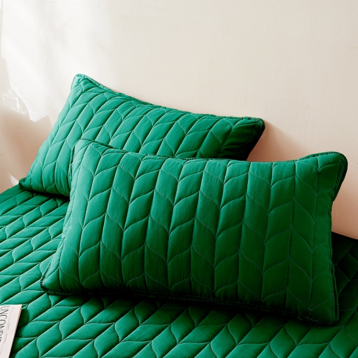 91家纺网 家纺一手货源 找家纺 给笠 2024新款A类水洗棉树叶款防水床笠 树叶防水-墨绿色