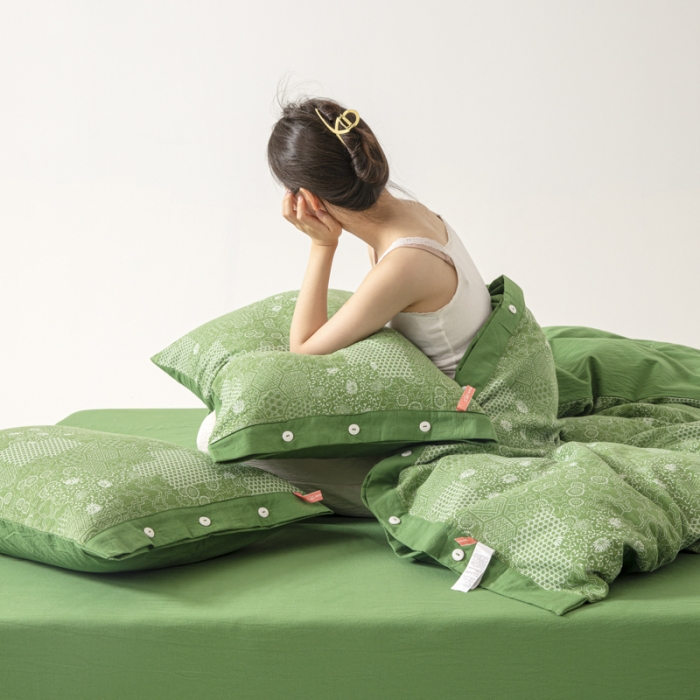 91家纺网 家纺一手货源 找家纺 总安莱生活 2023简约花妍缤纷拼边四件套图1