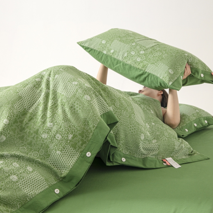 91家纺网 家纺一手货源 找家纺 总安莱生活 2023简约花妍缤纷拼边四件套图1