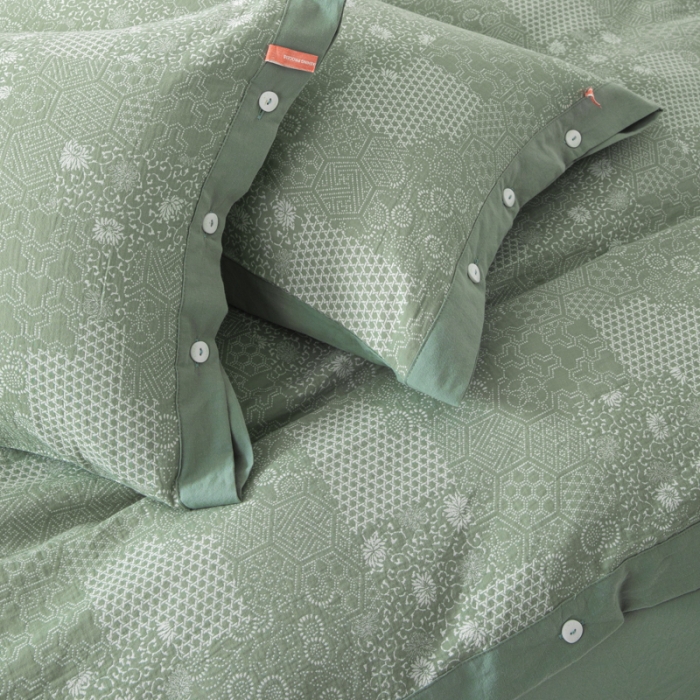 91家纺网 家纺一手货源 找家纺 安莱生活 2023简约花妍缤纷拼边四件套图1 缤纷花妍灰绿