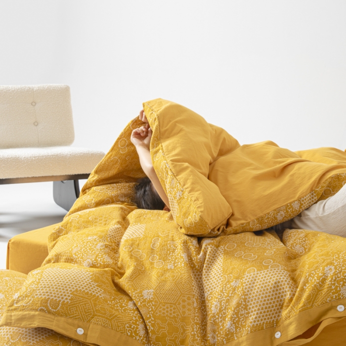 91家纺网 家纺一手货源 找家纺 安莱生活 2023简约花妍缤纷拼边四件套图1 缤纷花妍姜黄