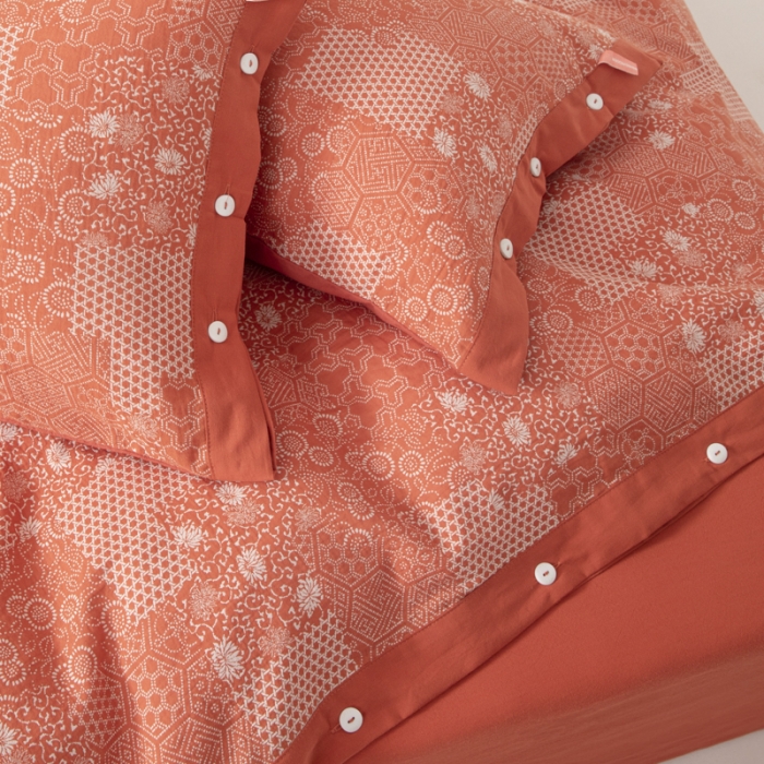 91家纺网 家纺一手货源 找家纺 安莱生活 2023简约花妍缤纷拼边四件套图1 缤纷花妍橘红