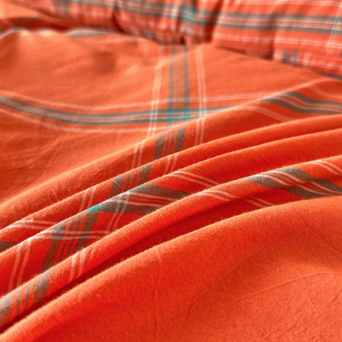 91家纺网 家纺一手货源 找家纺 价格下调三沁 直播爆款纯棉全棉色织水洗棉简约格子式四件套倾城爱玛橘