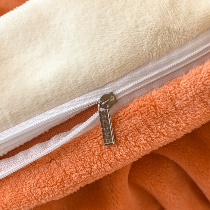 91家纺网 家纺一手货源 找家纺 230克牛奶绒拼接刺绣四件套艾琳系列大牌刺绣四件套 暖橘