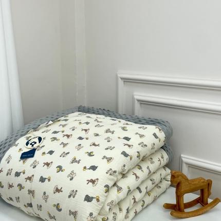 91家纺网 家纺一手货源 找家纺 源启生活 2023新款双人全棉皱纱手工包边豆豆四季被 小飞象