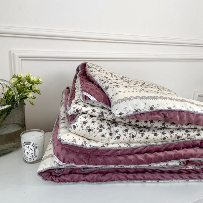 91家纺网 家纺一手货源 找家纺 源启生活 2023新款韩国小熊双人全棉豆豆四季被 椿山集