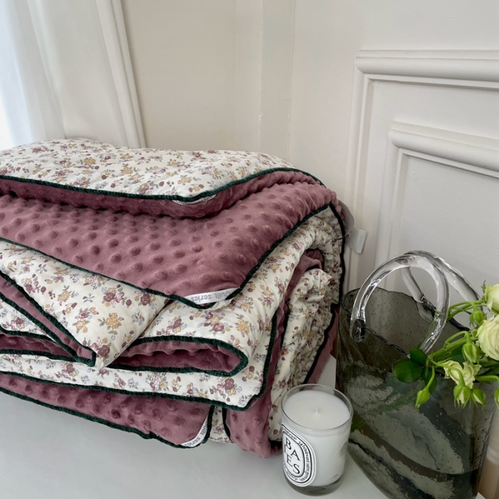 91家纺网 家纺一手货源 找家纺 源启生活 2023新款韩国小熊双人全棉豆豆四季被 如茵