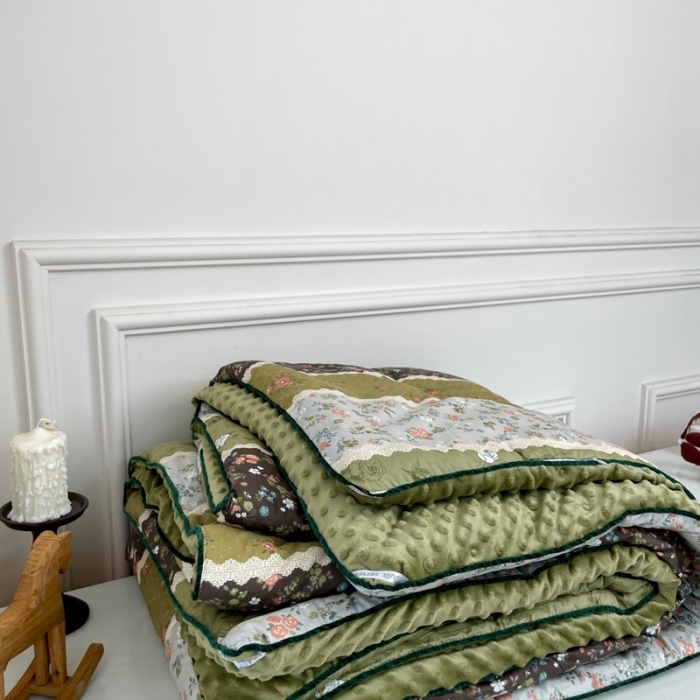 91家纺网 家纺一手货源 找家纺 源启生活 2023新款韩国小熊双人全棉豆豆四季被 温柔乡