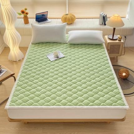 91家纺网 家纺一手货源 找家纺 索弗莱 2023新款高克重5D雕花牛奶绒床垫-成人床 奶白