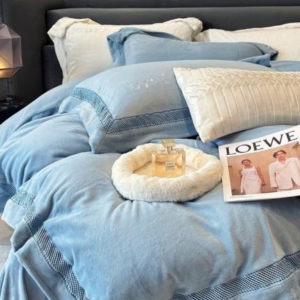 91家纺网 家纺一手货源 找家纺 时亿家居 2023新款260g雪融绒四件套-悦色 悦色 渺蓝
