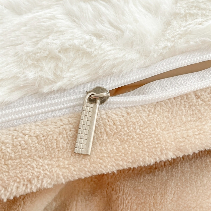 91家纺网 家纺一手货源 找家纺 金爱家 2023新款全消光牛奶绒A类纯色獭兔毛绒立体牛奶绒四件套 兔毛爱心白咖