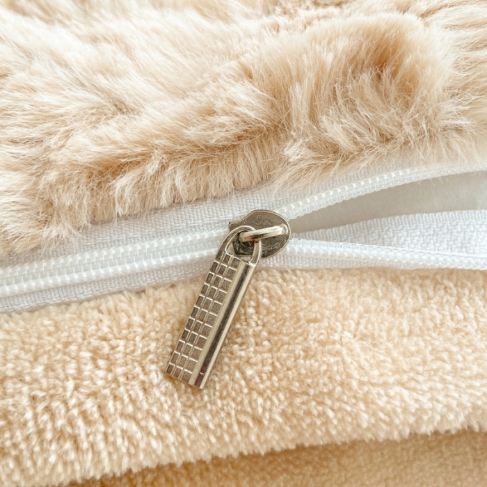 91家纺网 家纺一手货源 找家纺 金爱家 2023新款全消光牛奶绒A类纯色獭兔毛绒立体牛奶绒四件套 兔毛爱心咖