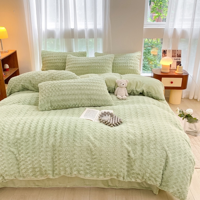 91家纺网 家纺一手货源 找家纺 金爱家 2023新款全消光牛奶绒A类纯色獭兔毛绒立体牛奶绒四件套 兔毛玫瑰青绿