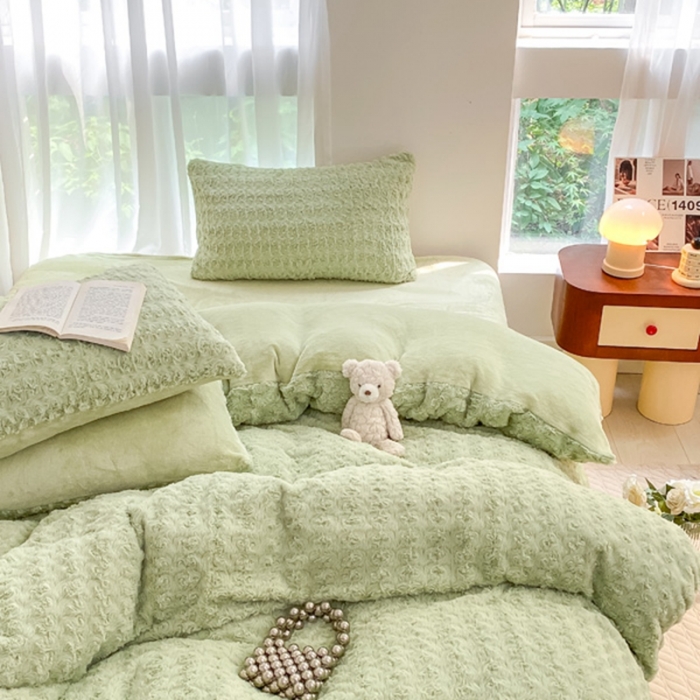 91家纺网 家纺一手货源 找家纺 金爱家 2023新款全消光牛奶绒A类纯色獭兔毛绒立体牛奶绒四件套 兔毛玫瑰青绿
