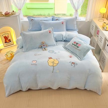 91家纺网 家纺一手货源 找家纺 （总）昊川-2024新款8.5斤专版贴布绣高克重牛奶绒刺绣保暖四件套