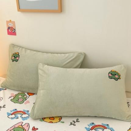 91家纺网 家纺一手货源 找家纺 总寐居家纺 2023新款高克重牛奶绒毛巾绣单枕套 48*74cm/对