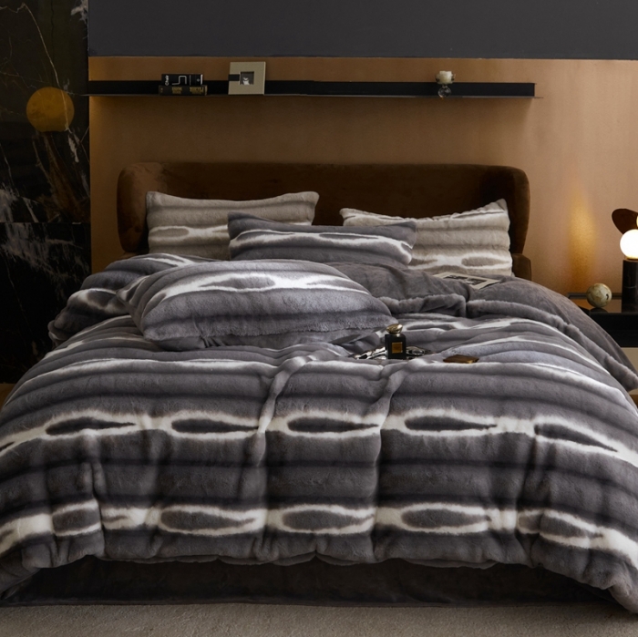 91家纺网 家纺一手货源 找家纺 金奇达家纺 2025秋冬保暖加厚绒类皮草绒四件套-【加布利尔】系列 加布利尔深灰