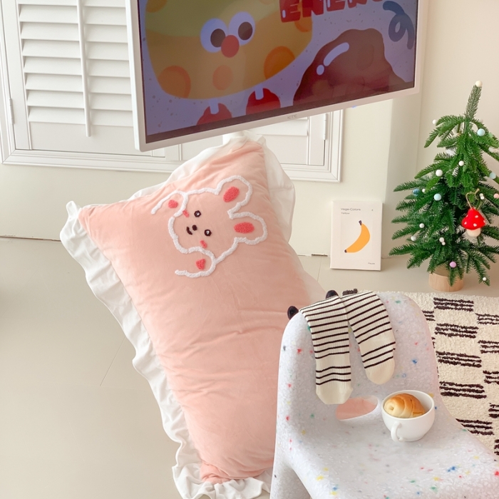 91家纺网 家纺一手货源 找家纺 星期八 2023新款牛奶绒贴布绣四件套 cute兔