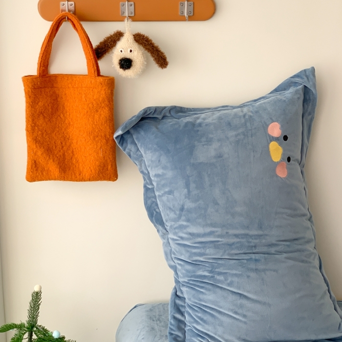 91家纺网 家纺一手货源 找家纺 星期八 2023新款牛奶绒贴布绣四件套 小鸭子