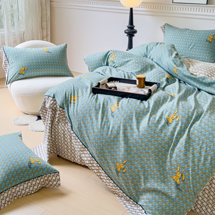 91家纺网 家纺一手货源 找家纺 棉生活 2023新款云绒棉印花宽边四件套 潮牌兔