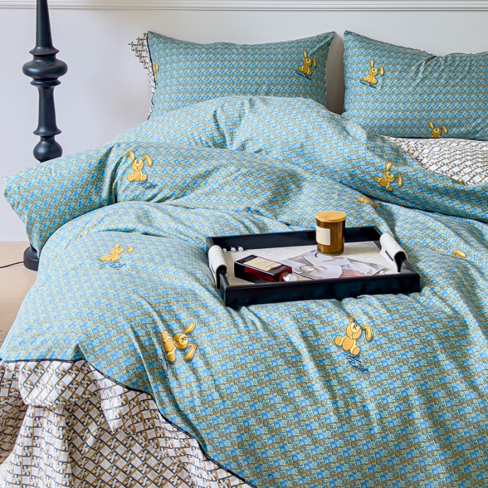 91家纺网 家纺一手货源 找家纺 棉生活 2023新款云绒棉印花宽边四件套 潮牌兔