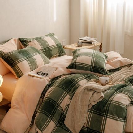 91家纺网 家纺一手货源 找家纺 卡巴伦 2023新款无印风230gA类全消光牛奶绒四件套 绿大格