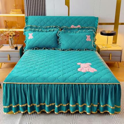 屹成 2024新款水晶绒夹棉床裙贴布绣款-小熊款 翡翠绿