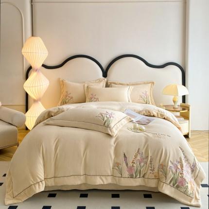 91家纺网 家纺一手货源 找家纺 伊人居 2023新款250g高克重全消光牛奶绒刺绣四件套-阳光假日 阳光假日-奶米昔